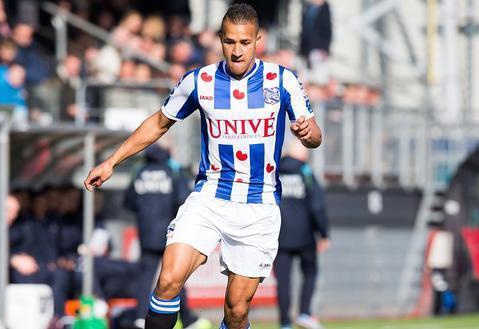 三板抢冲犹 三板抢冲犹